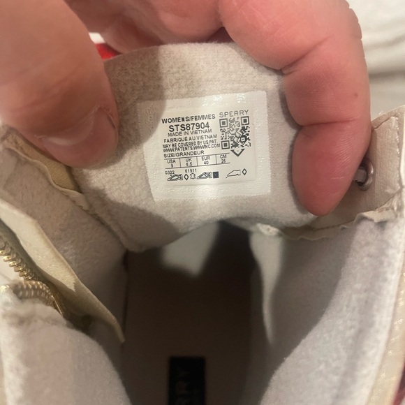 Sperry Gold and Cream Winter Rain Boots with Waterproof Lace-Up Design - Picture 6 of 8